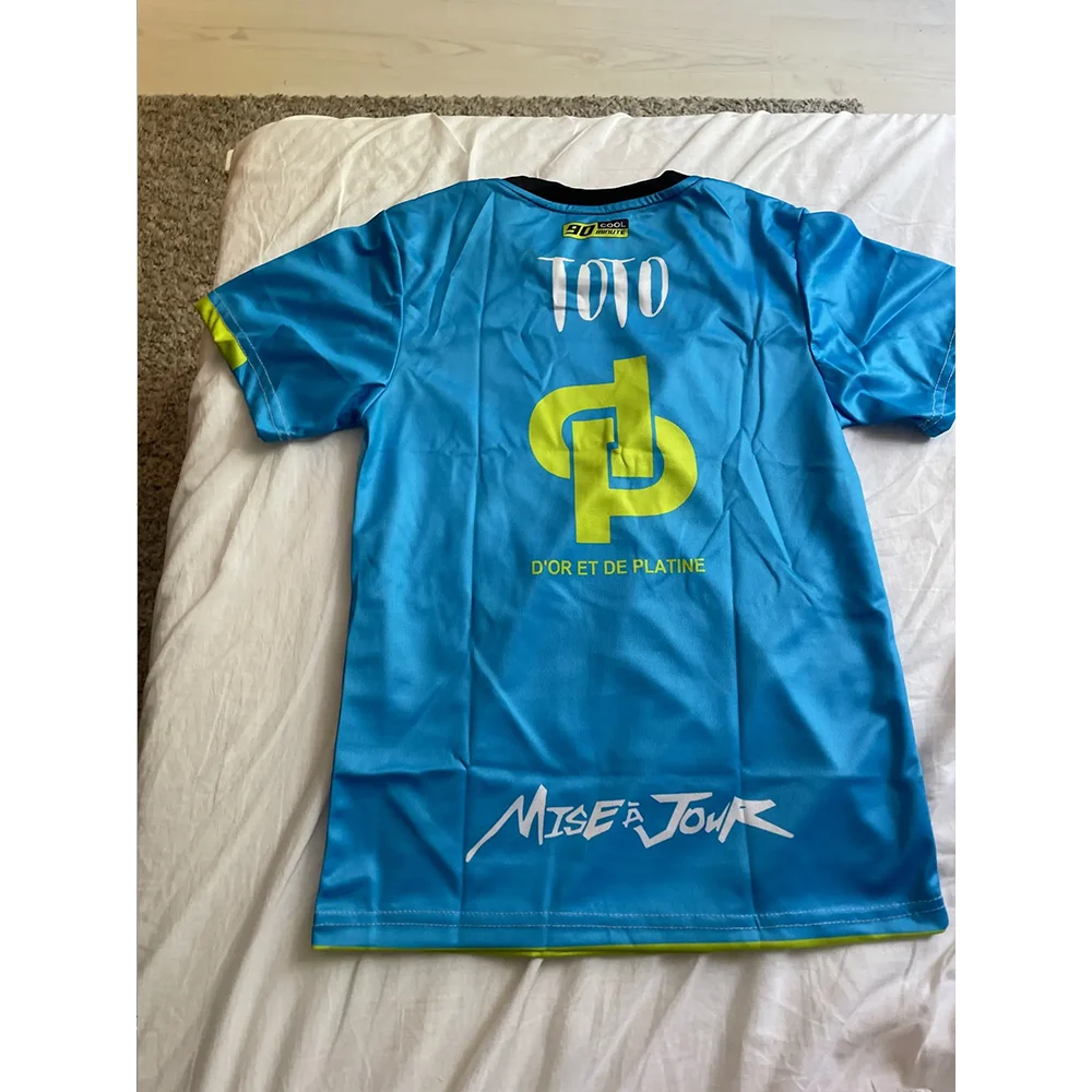 T-shirt size mm9